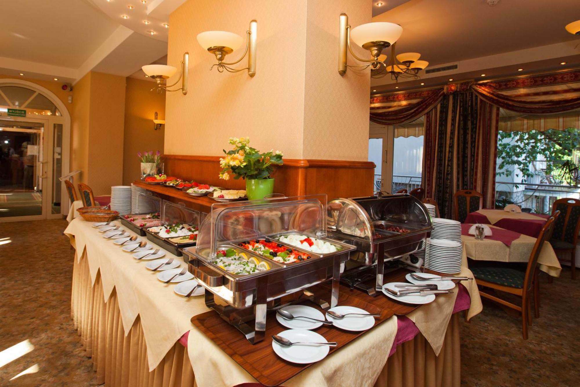 Hotel Polaris III Swinoujscie Ngoại thất bức ảnh