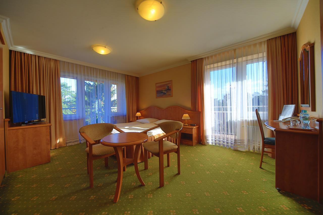Hotel Polaris III Swinoujscie Ngoại thất bức ảnh