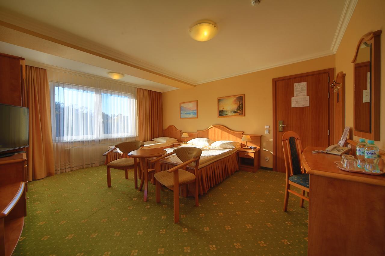 Hotel Polaris III Swinoujscie Ngoại thất bức ảnh