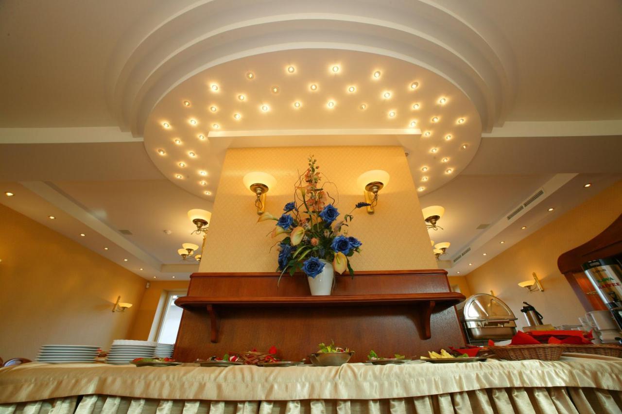 Hotel Polaris III Swinoujscie Ngoại thất bức ảnh