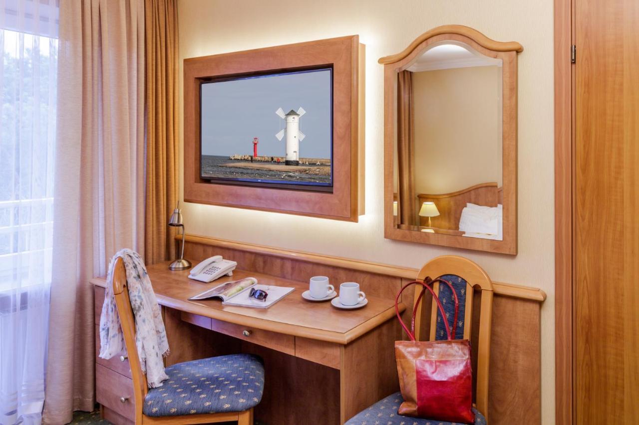 Hotel Polaris III Swinoujscie Ngoại thất bức ảnh